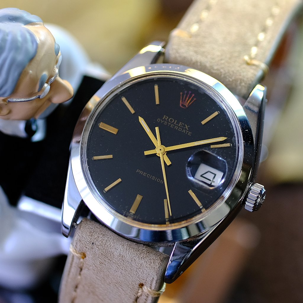 Rolex Vintage Oysterdate Black Dial 34 Watch